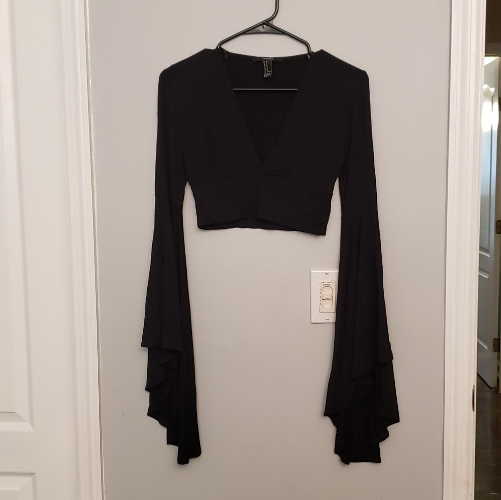 Forever 21 Bell Sleeve Crop Top
